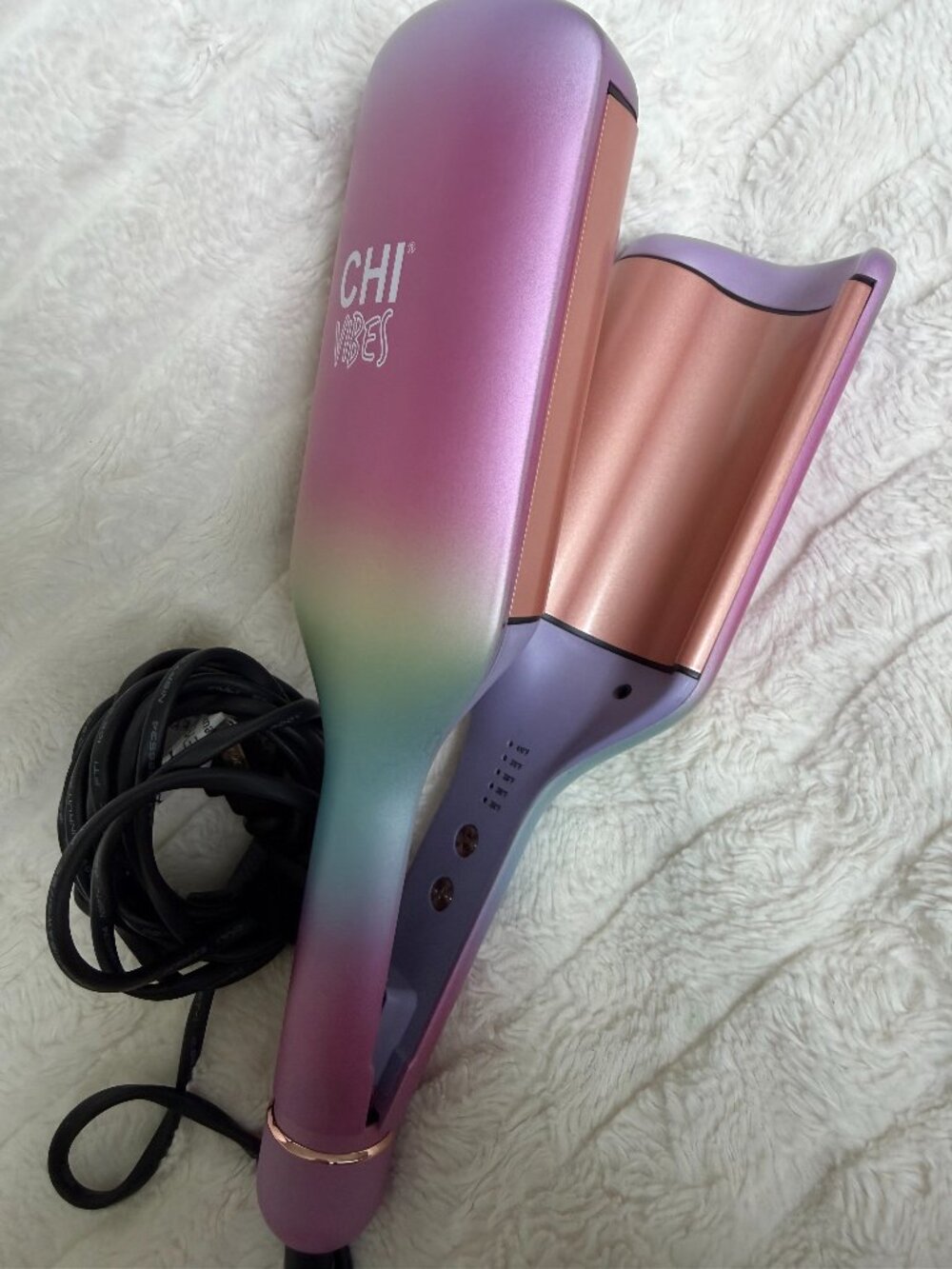 CHI Vibes Hair Straightener Flat Iron Pink Purple Gradient Ceramic Styling Iron